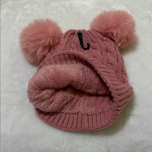 🆕 Pink Pom-Pom Beanie - Picture 6 of 6